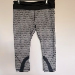 Lululemon Crop Yoga Pants Size 10